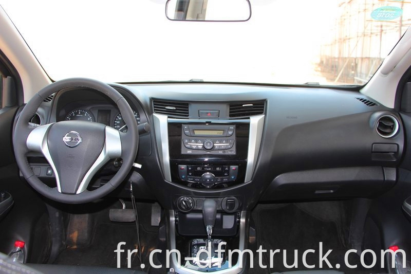 Dongfeng Nissan Navara Pickup Interior 2 5l Petro 4x4 184hp